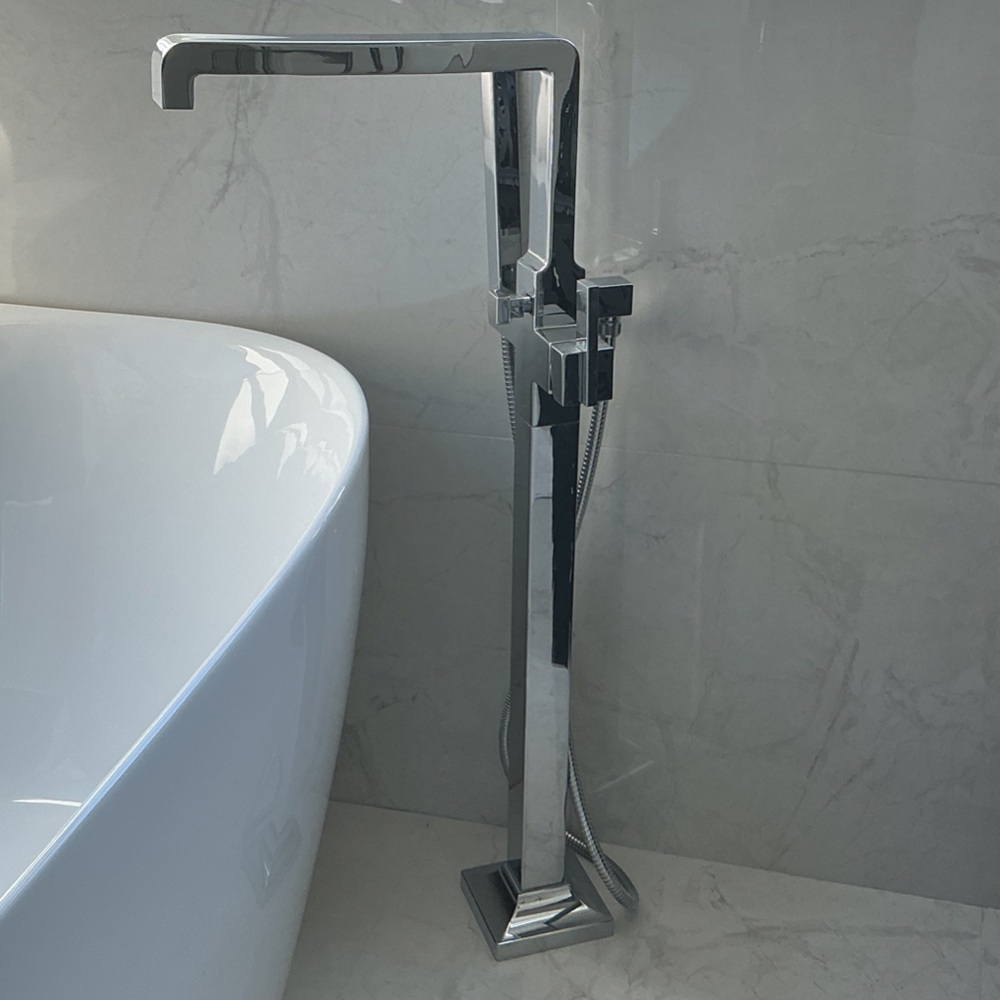 Sleek Silver Freestanding Bath Faucet